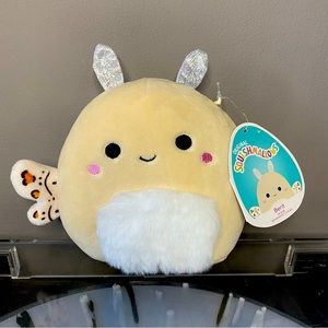 Berit the Moth 5" Squishmallow